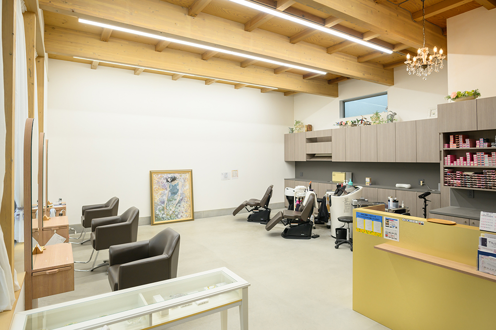 SALON TOUR