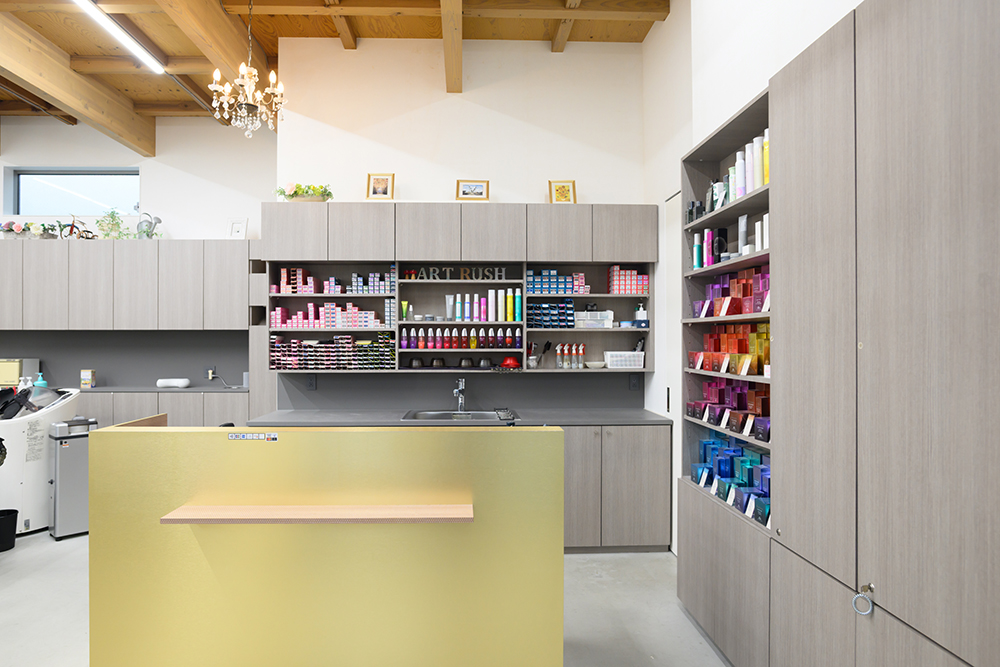 SALON TOUR